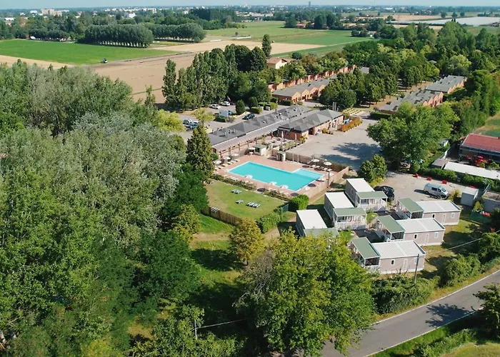 Kompleks wypoczynkowy Club Del Sole Easy Village