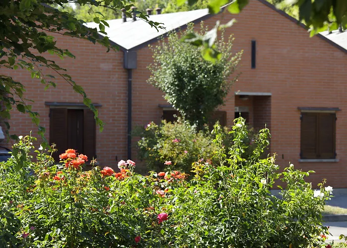 Kompleks wypoczynkowy Club Del Sole Easy Village 3*