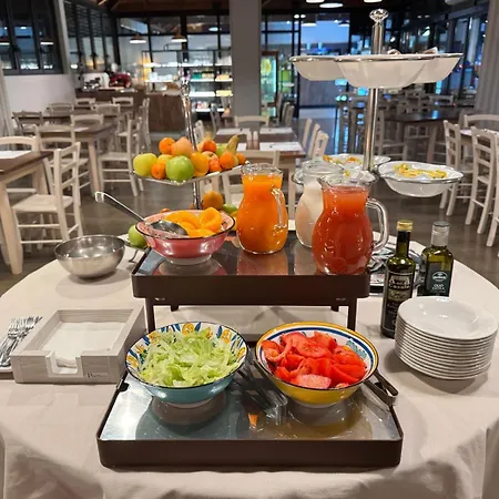 פארק נופש Club Del Sole Easy Village 3*