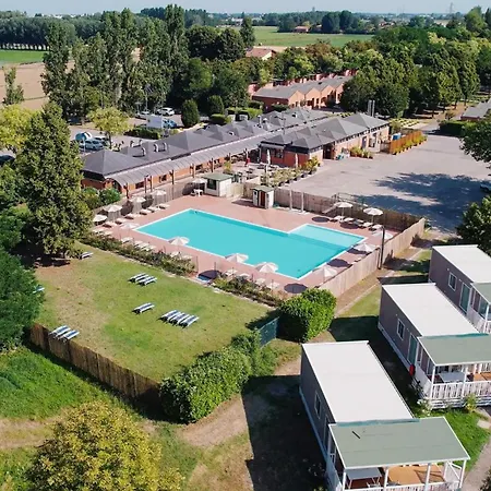 פארק נופש Club Del Sole Easy Village