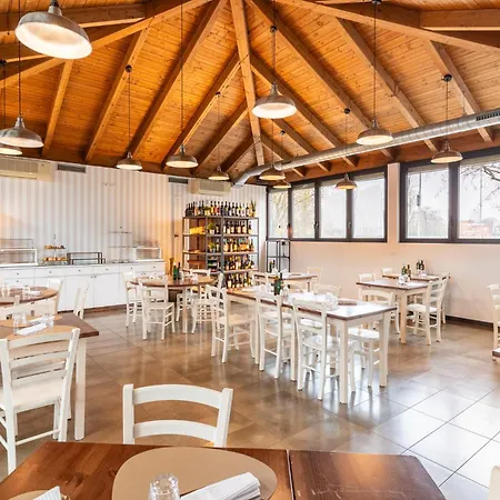 פארק נופש Club Del Sole Easy Village 3*