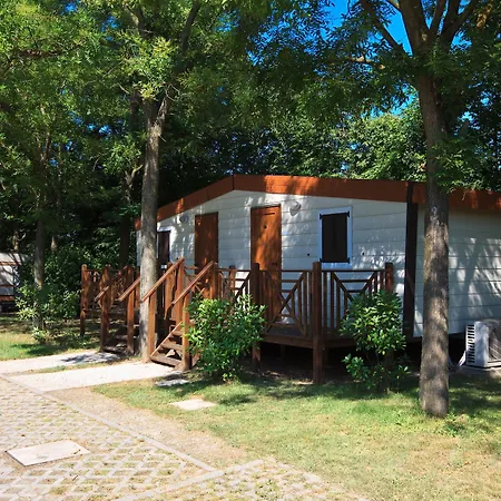 Prázdninový areál Club Del Sole Easy Village 3*